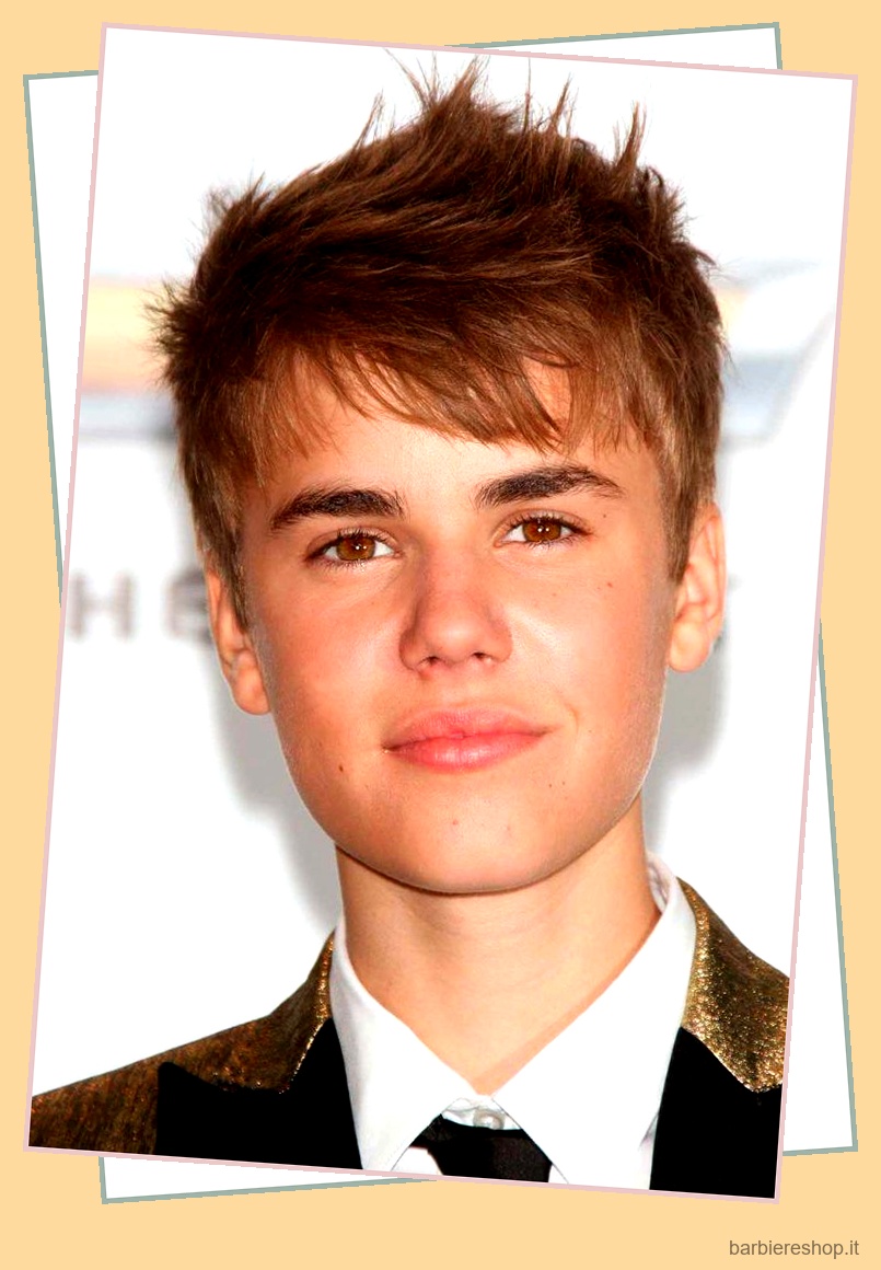 Evoluzioni dei capelli di Justin Bieber 17