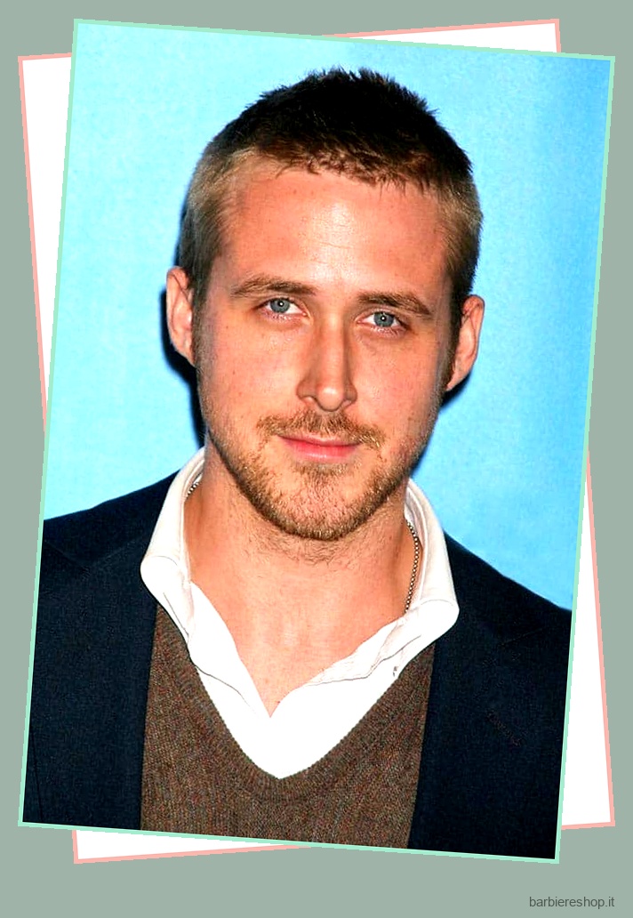 Guida passo-passo al taglio di capelli di Ryan Gosling con idee ispiratrici 7
