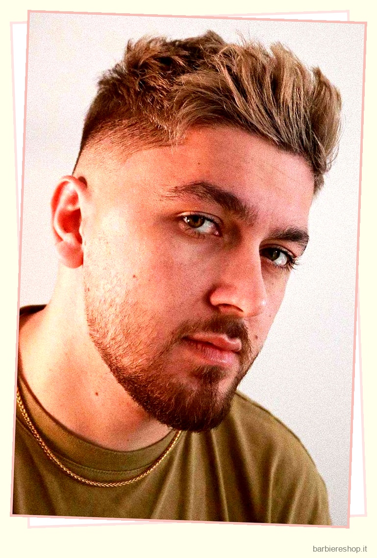 Idee di taglio di capelli a ciuffo per il 2023 12 Idee di taglio di capelli a ciuffo per il 2023 12