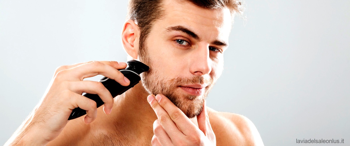 Domanda: Come disciplinare la barba?