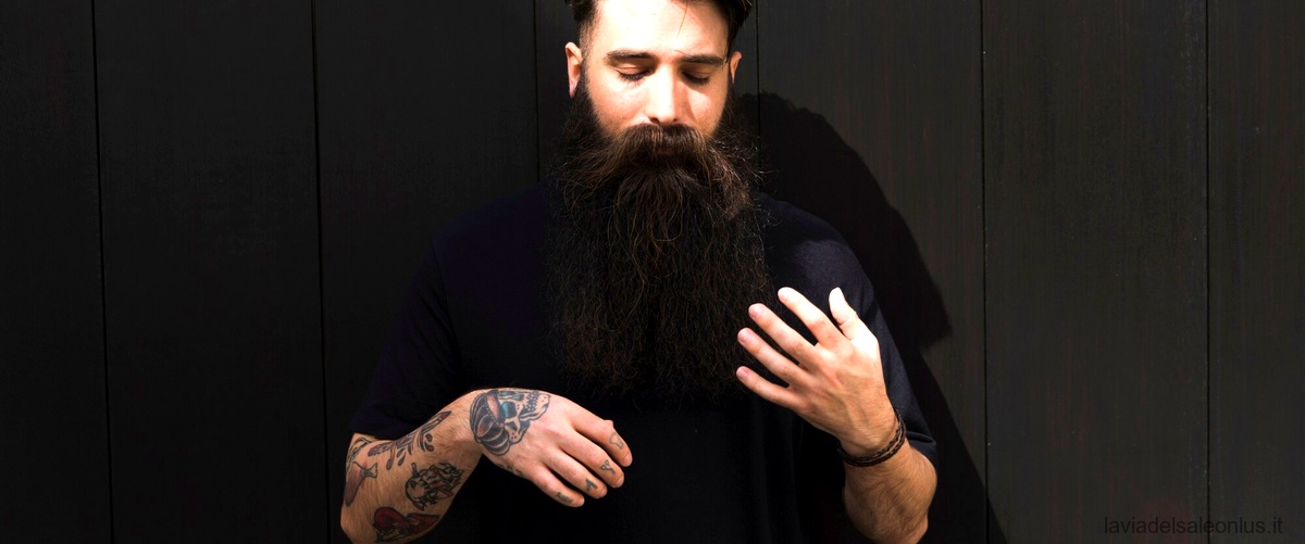 Henne Barba Scopri I Segreti Per Una Tintura Perfetta BarbiereShop it Henne Barba Scopri I Segreti Per Una Tintura Perfetta BarbiereShop it