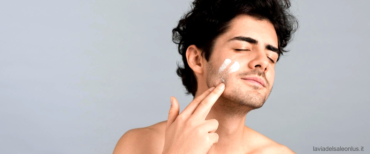 Migliori creme viso uomo: scopri le soluzioni per pelle secca, grassa e sensibile 2